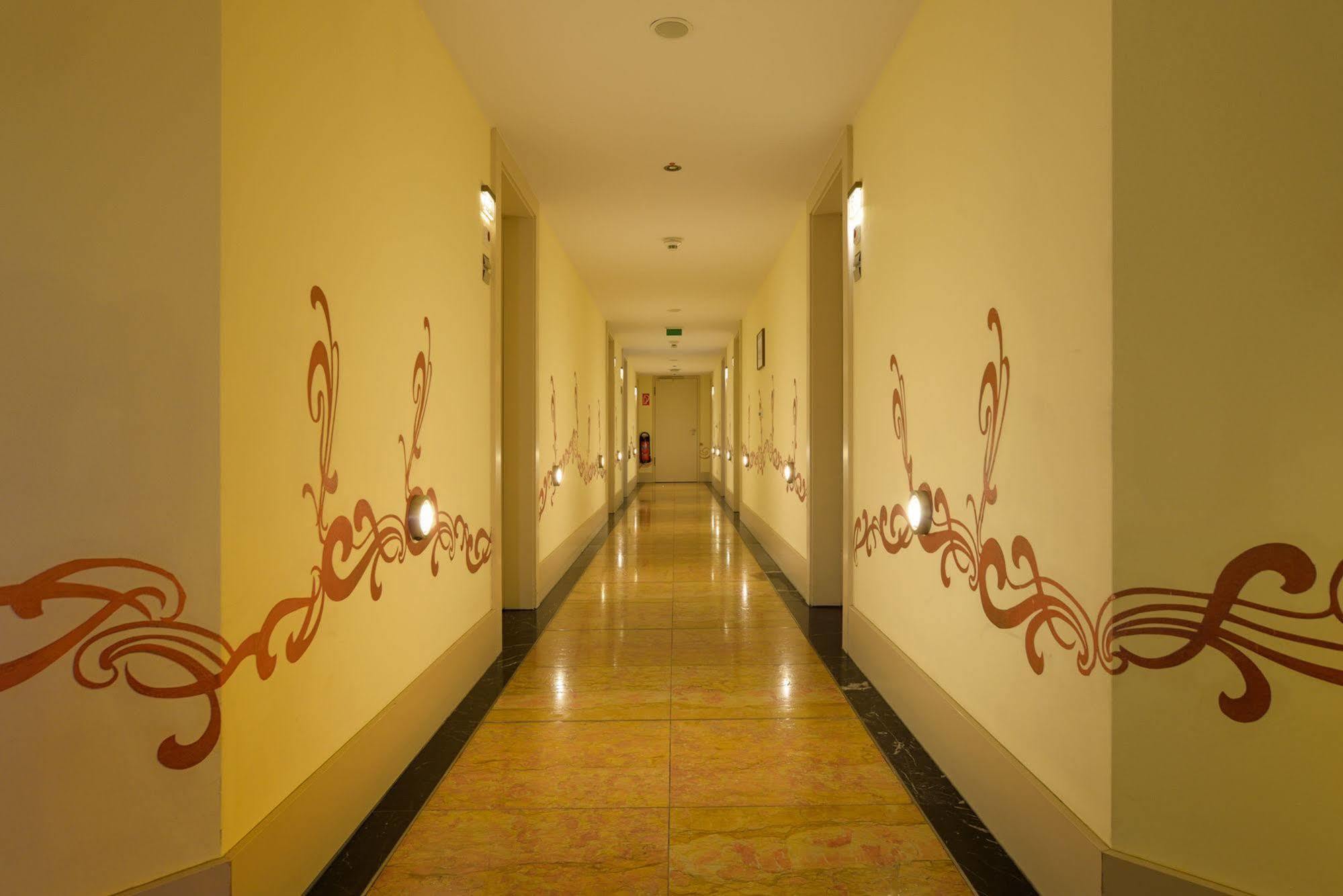 Hotel Ambiance Rivoli Мюнхен Екстер'єр фото
